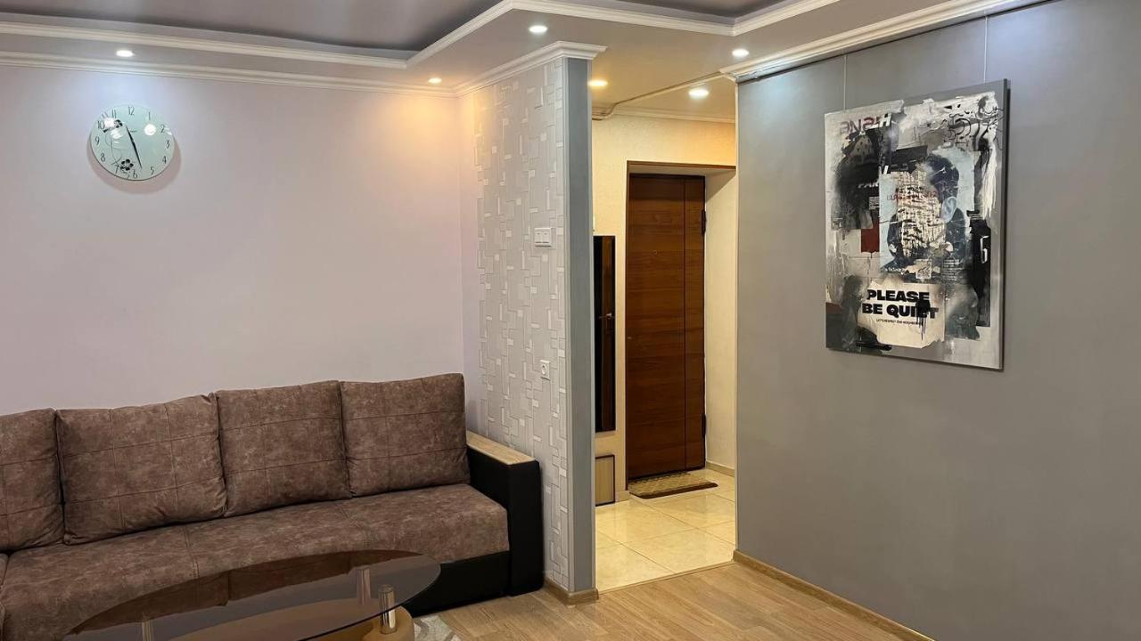 Apartment Ani Vagharshapat Zewnętrze zdjęcie