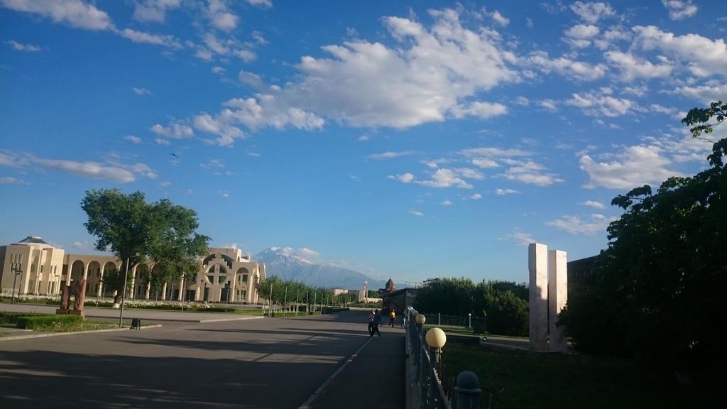 Apartment Ani Vagharshapat Zewnętrze zdjęcie